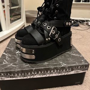 Ladies Black Goth platform Boots
